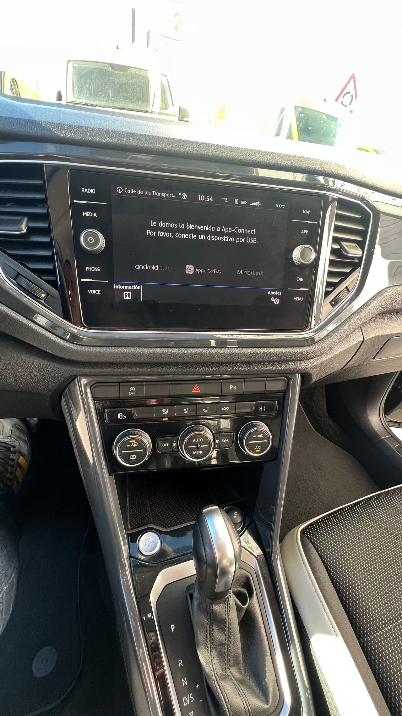 Foto Volkswagen T-Roc 17