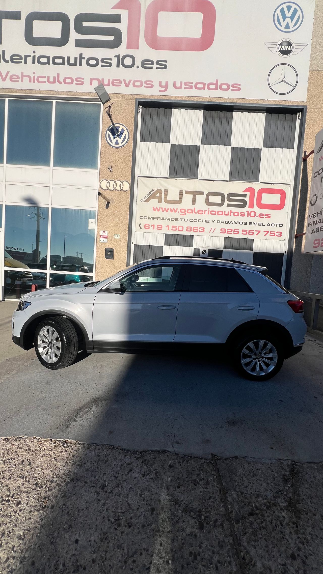 Foto Volkswagen T-Roc 4