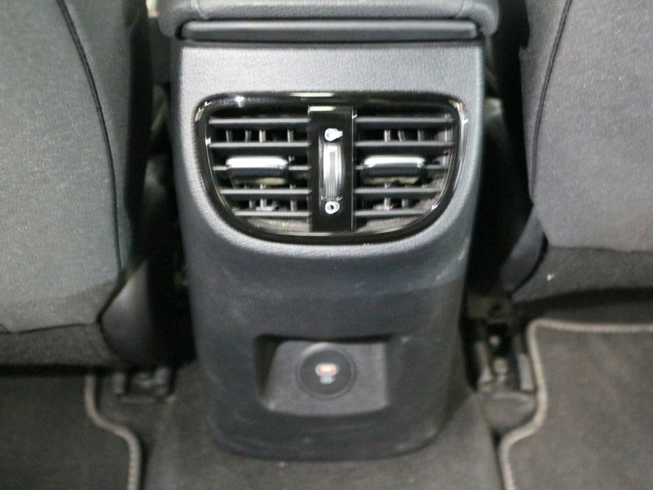 Foto Kia XCeed 16
