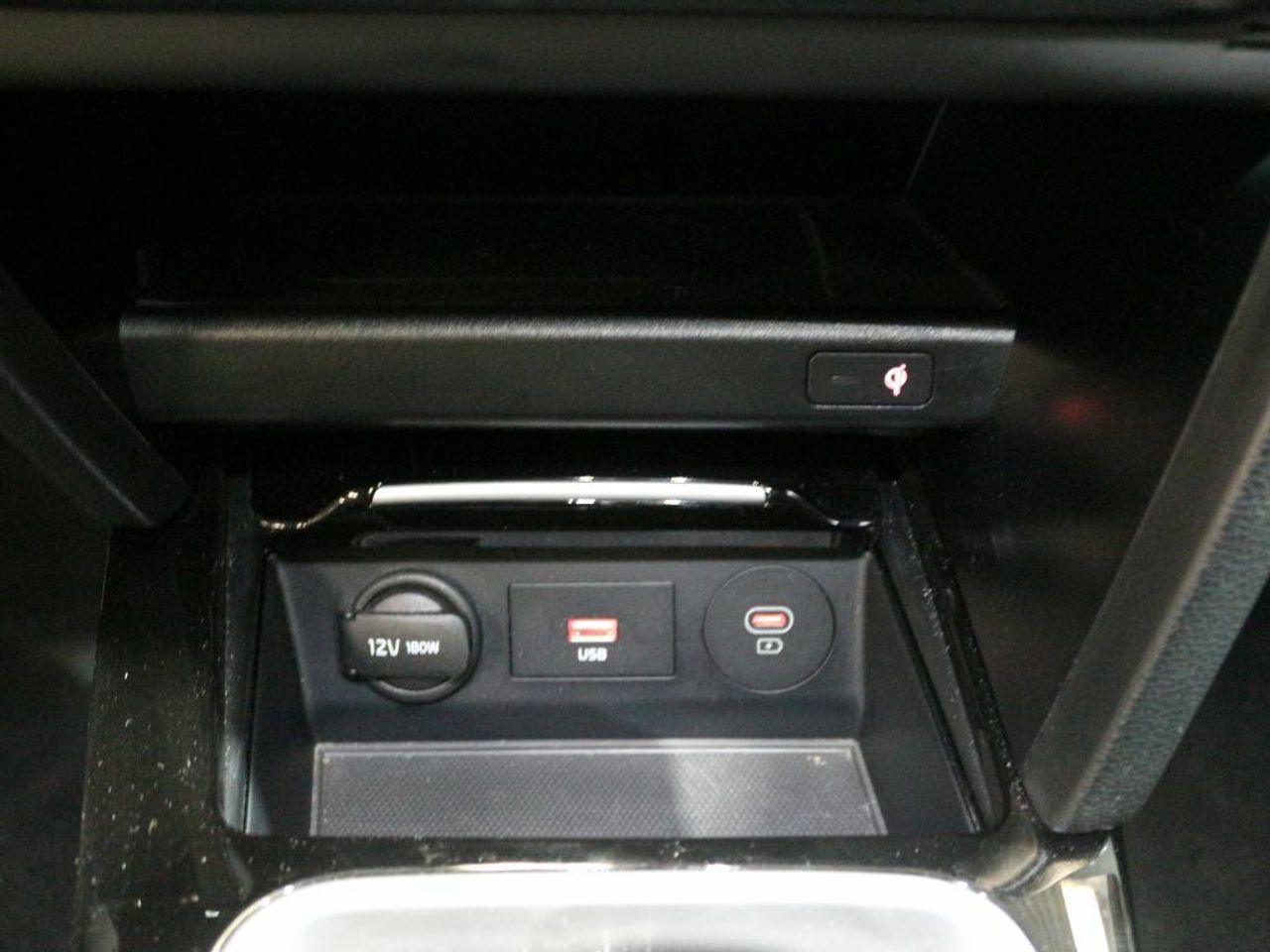 Foto Kia XCeed 29