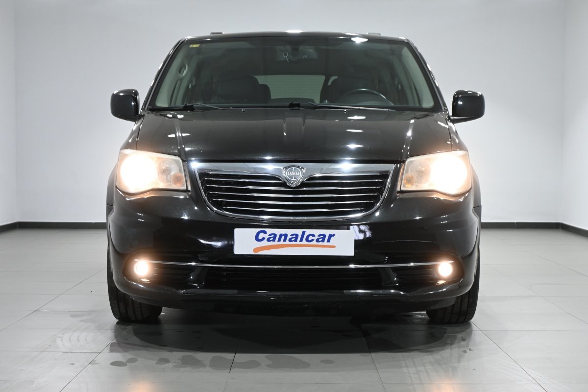 Foto Lancia Voyager 2