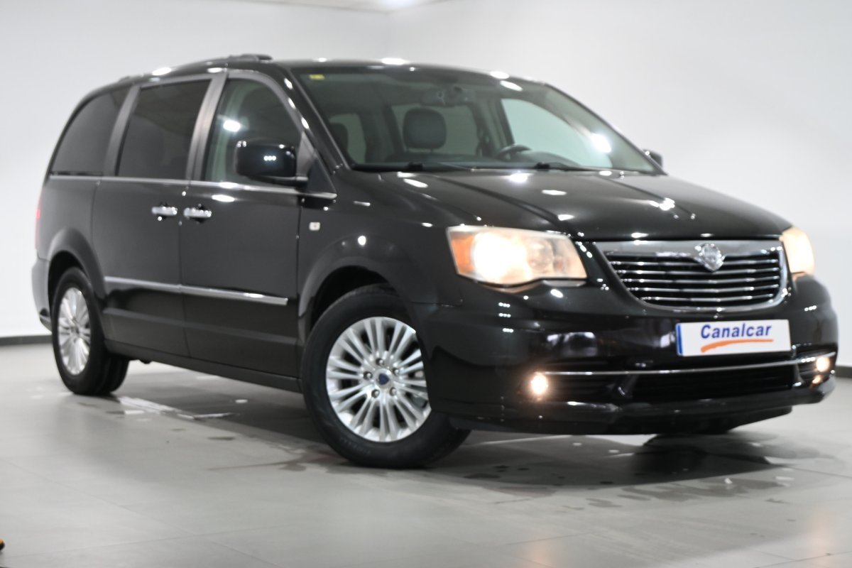 Foto Lancia Voyager 3