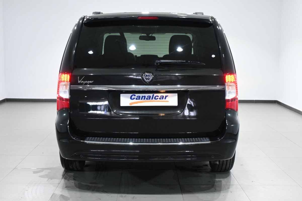 Foto Lancia Voyager 5
