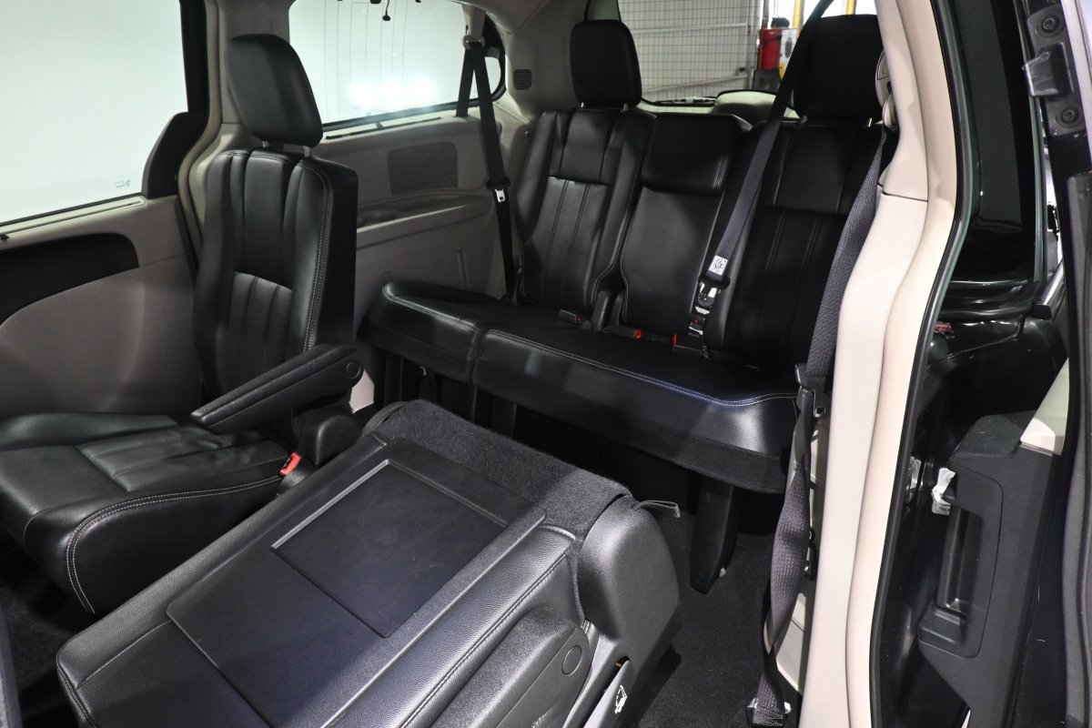 Foto Lancia Voyager 12