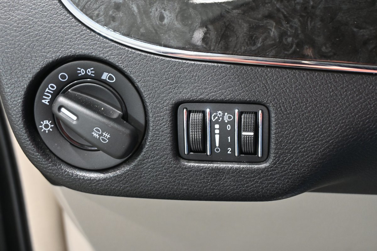 Foto Lancia Voyager 25
