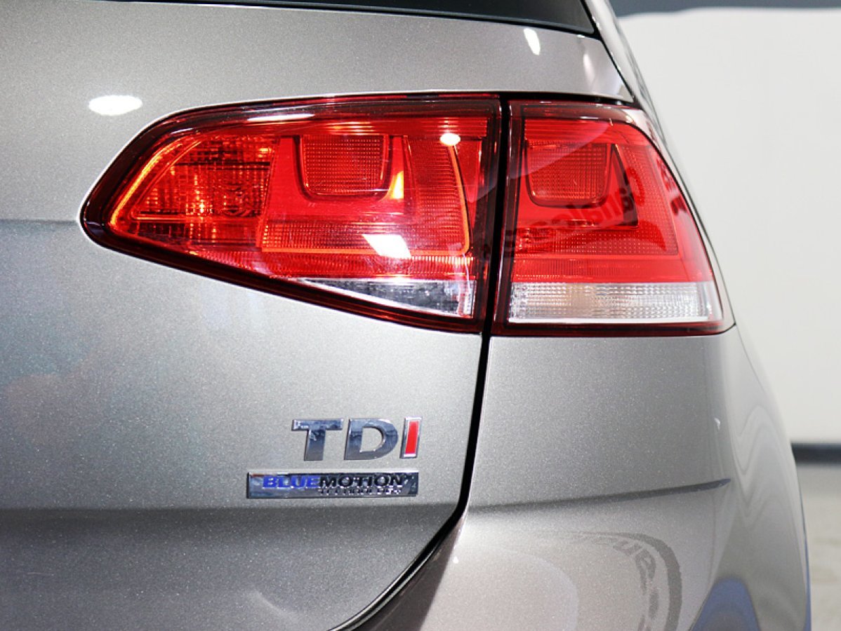 Foto Volkswagen Golf 10