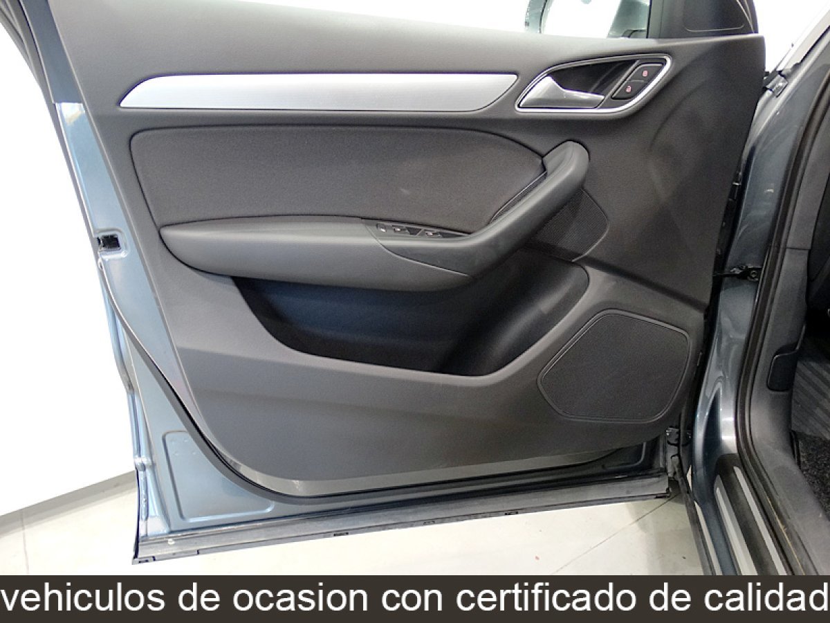 Foto Audi Q3 21