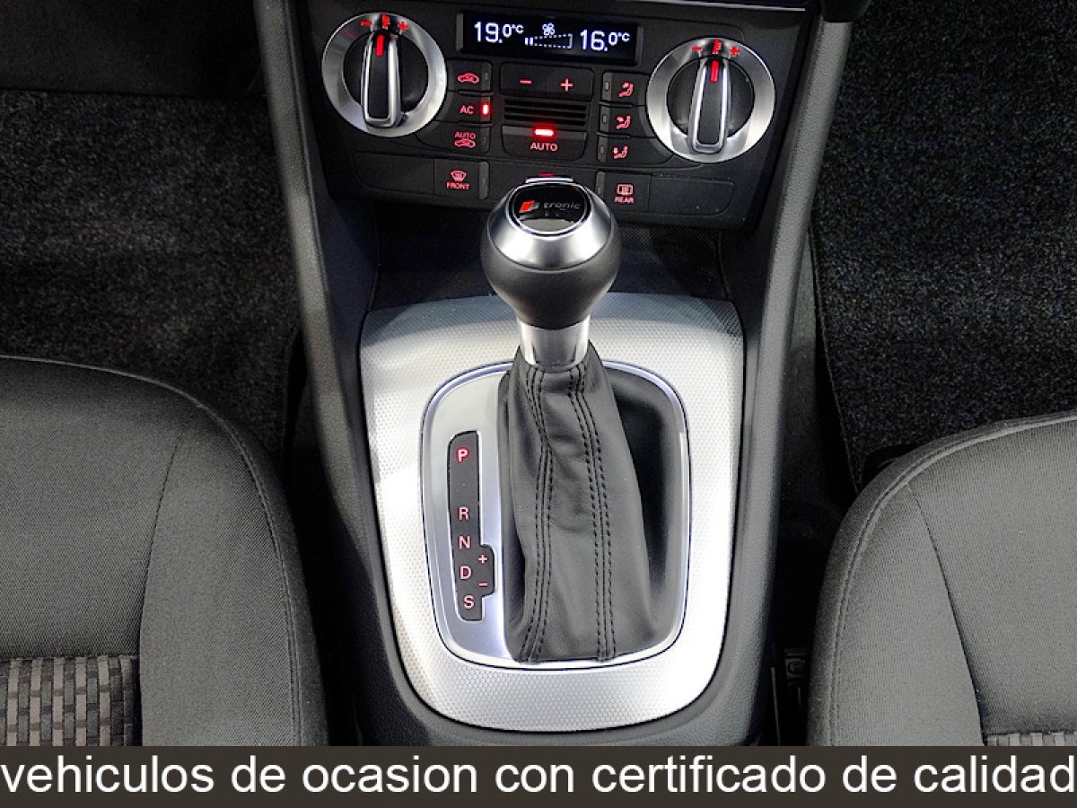 Foto Audi Q3 25