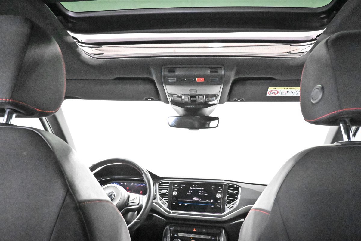 Foto Volkswagen T-Roc 28