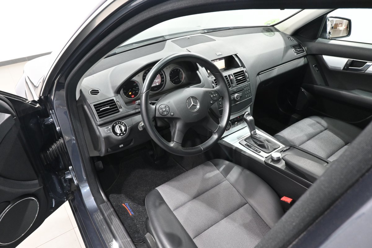 Foto Mercedes-Benz Clase C 9