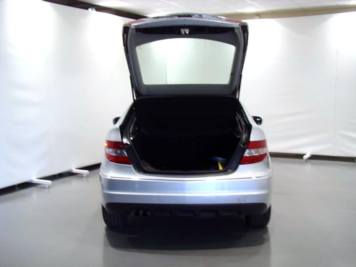 Foto Mercedes-Benz Clase CLC 16