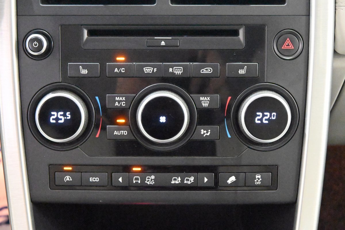 Foto Land-Rover Discovery Sport 19