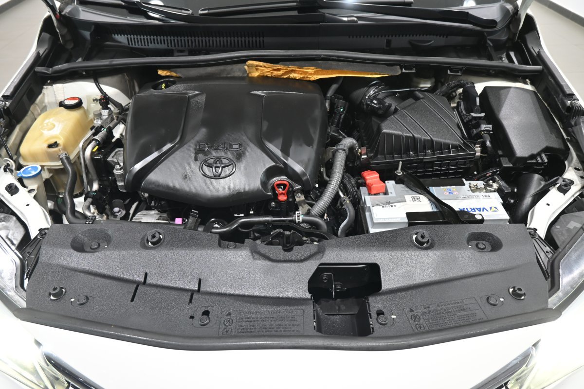 Foto Toyota Avensis 7