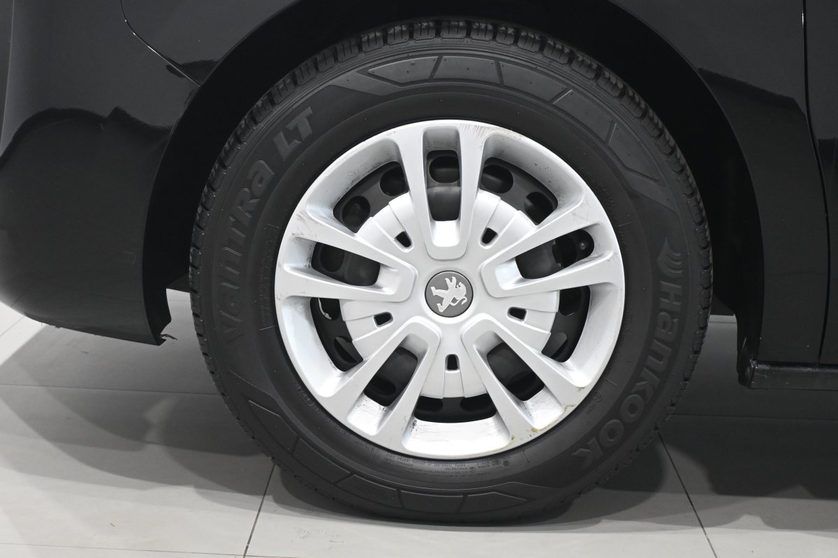 Foto Peugeot Traveller 28