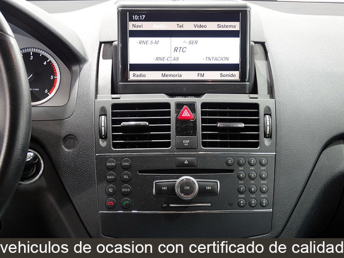 Foto Mercedes-Benz Clase C 23