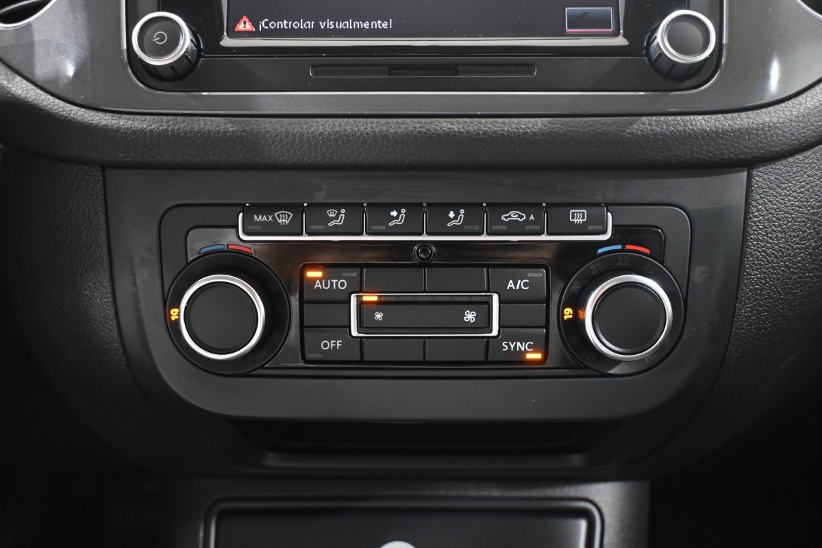 Foto Volkswagen Tiguan 15