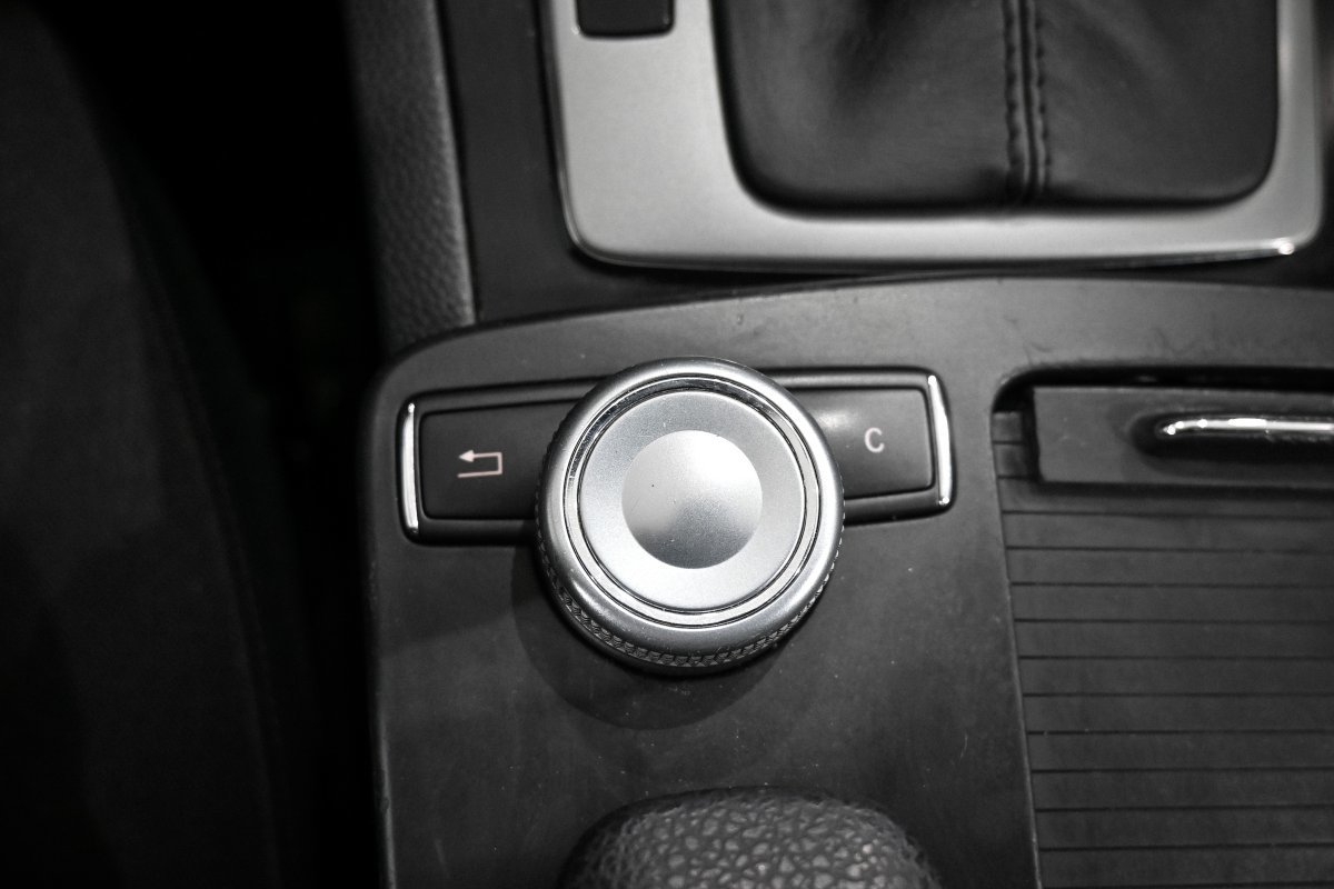 Foto Mercedes-Benz Clase C 16