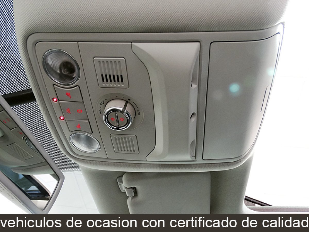 Foto Volkswagen Touran 30