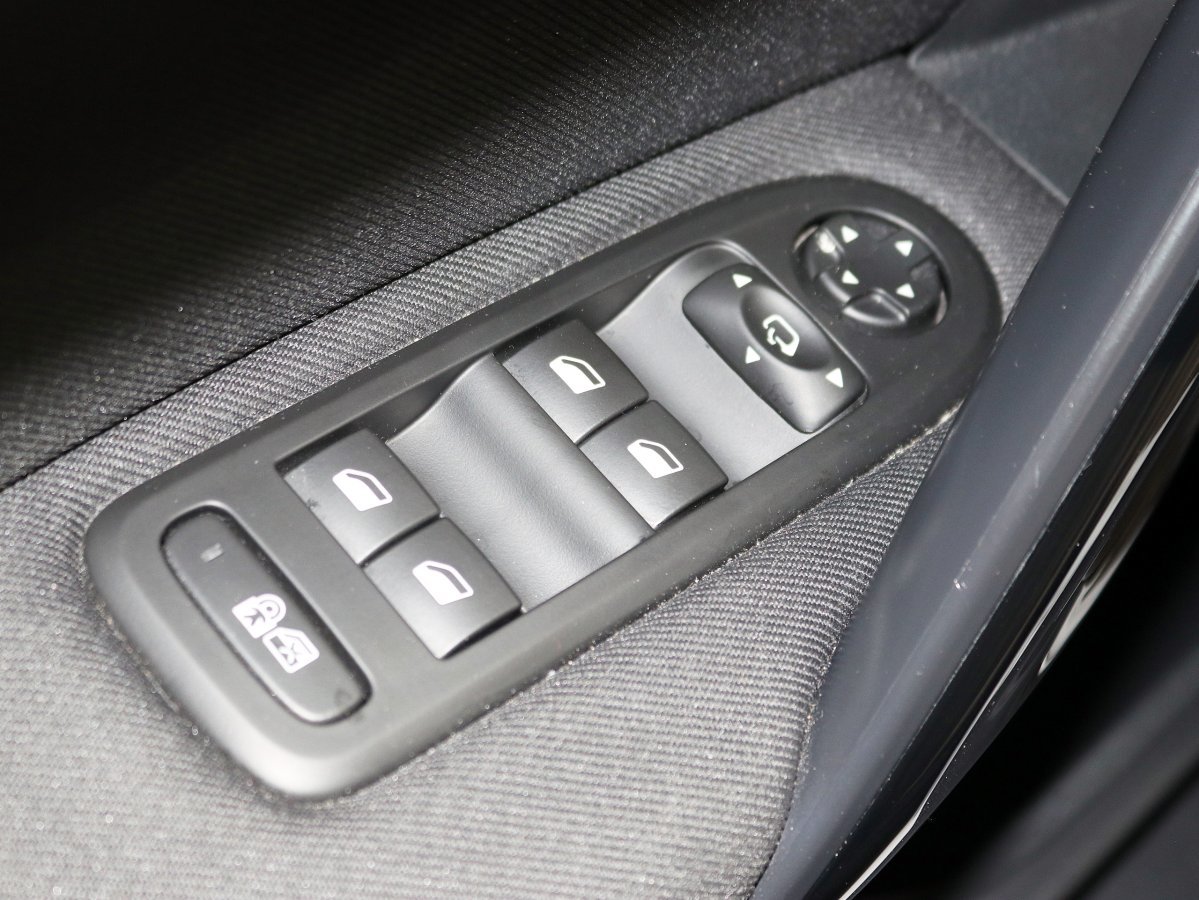 Foto Peugeot 508 SW 25