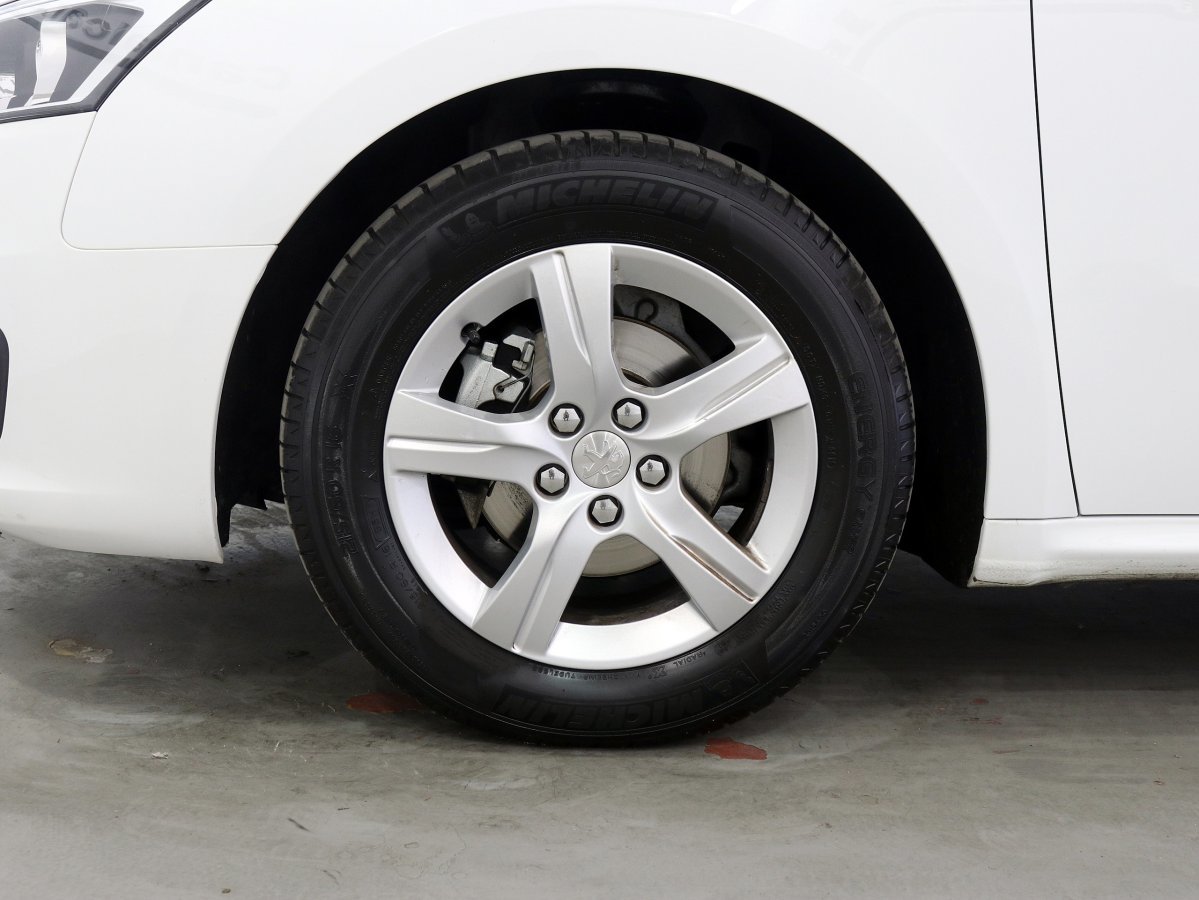 Foto Peugeot 508 SW 32