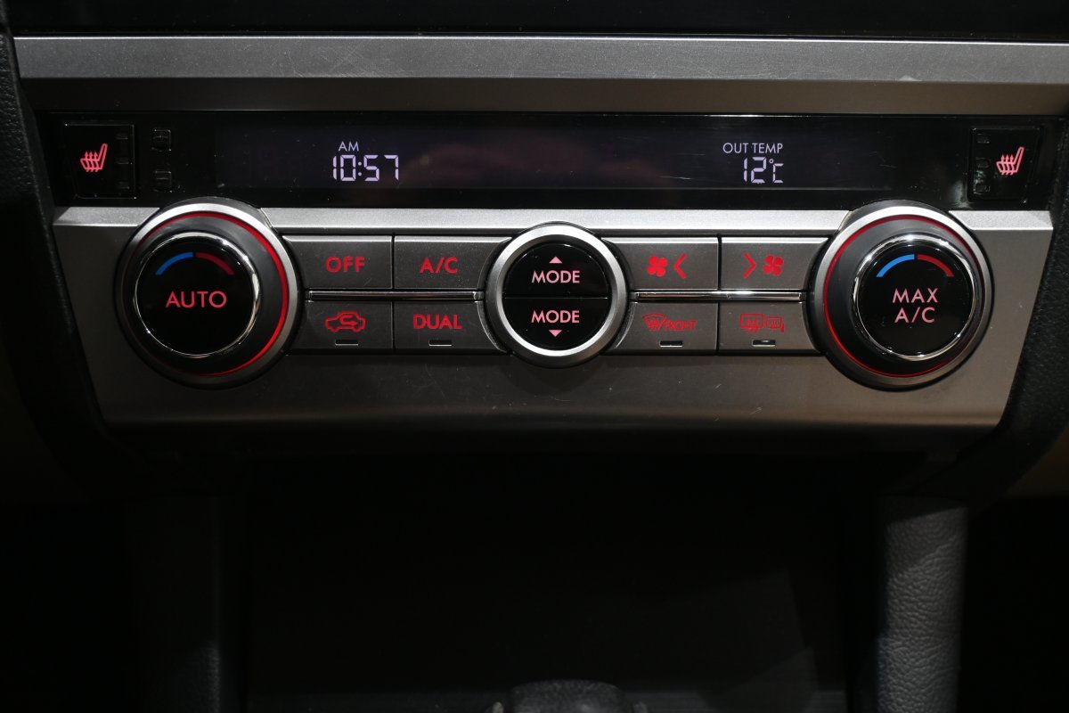 Foto Subaru Outback 16